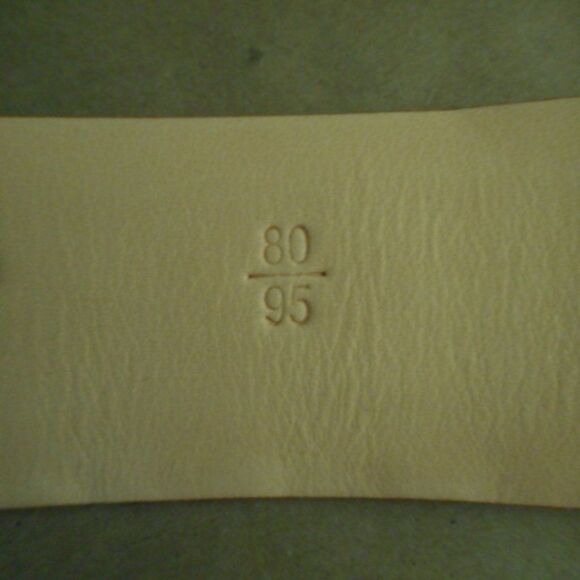 NWT KROCOA 100% Mandarin/Orange Crocodile Belt Silver Oval Buckle Size 32 - Picture 13 of 14